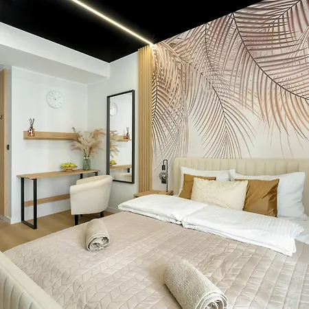 Palm - Centrum Plac Wolnosci 6 - Kramm